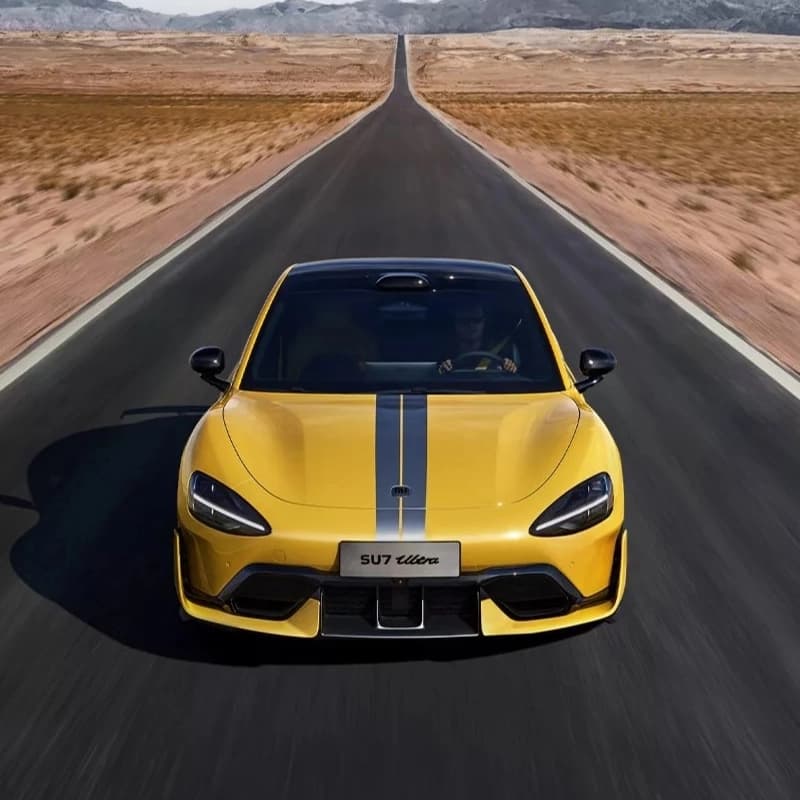 ماکت ماشین شیائومی مدل SU7 Turbo
